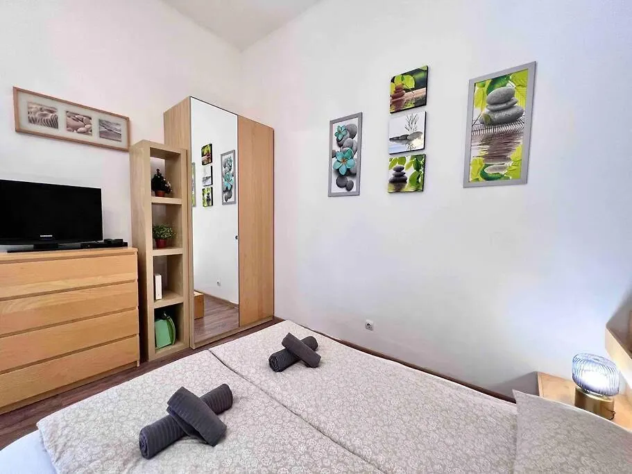 City Heart Cozy Apartment With 2Ppl/Wifi Budapest